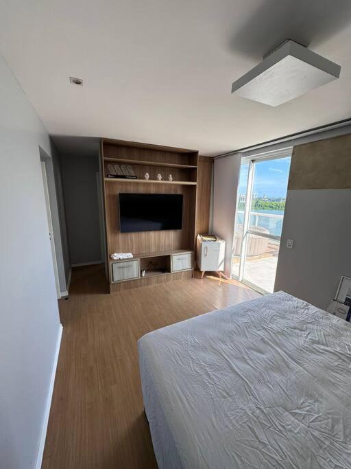 Cobertura Linear, 3 Quartos, Peninsula Apartemen